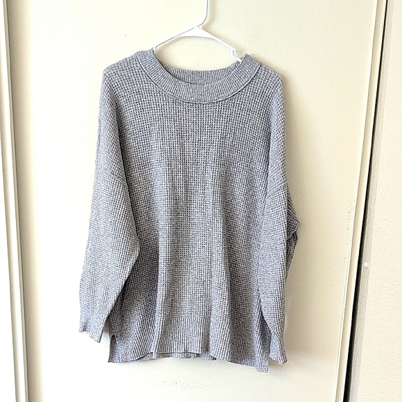 aerie Tops - Aerie Womens Medium Oversized Long Sleeve Shirt Gray Lounge Casual Basic